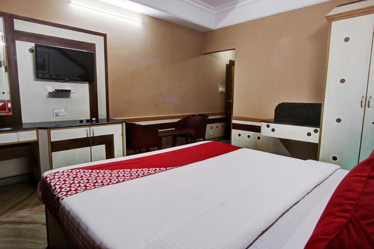 Hotel Vaccinated Staff - Collection O 13595 Vt Residency Bangalore Exterior foto