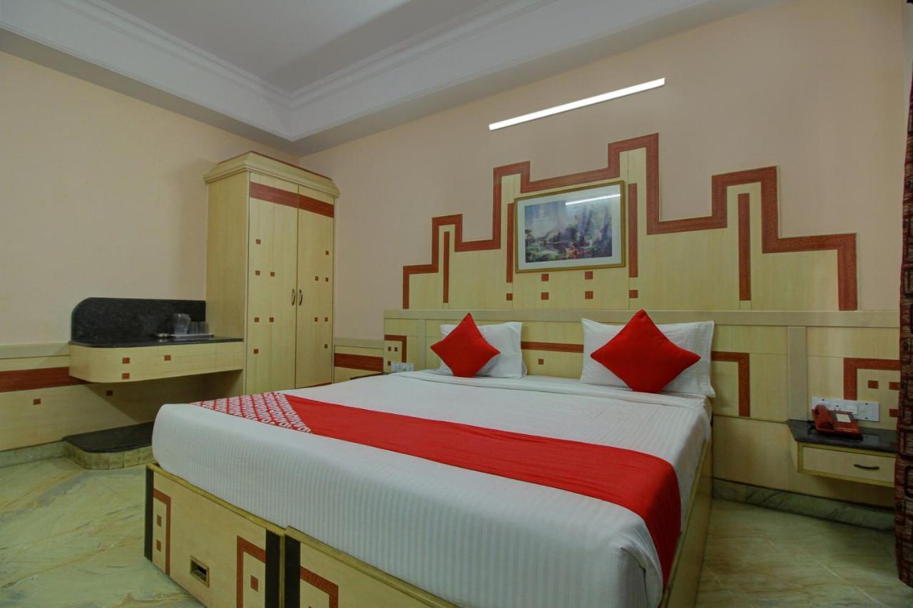 Hotel Vaccinated Staff - Collection O 13595 Vt Residency Bangalore Exterior foto