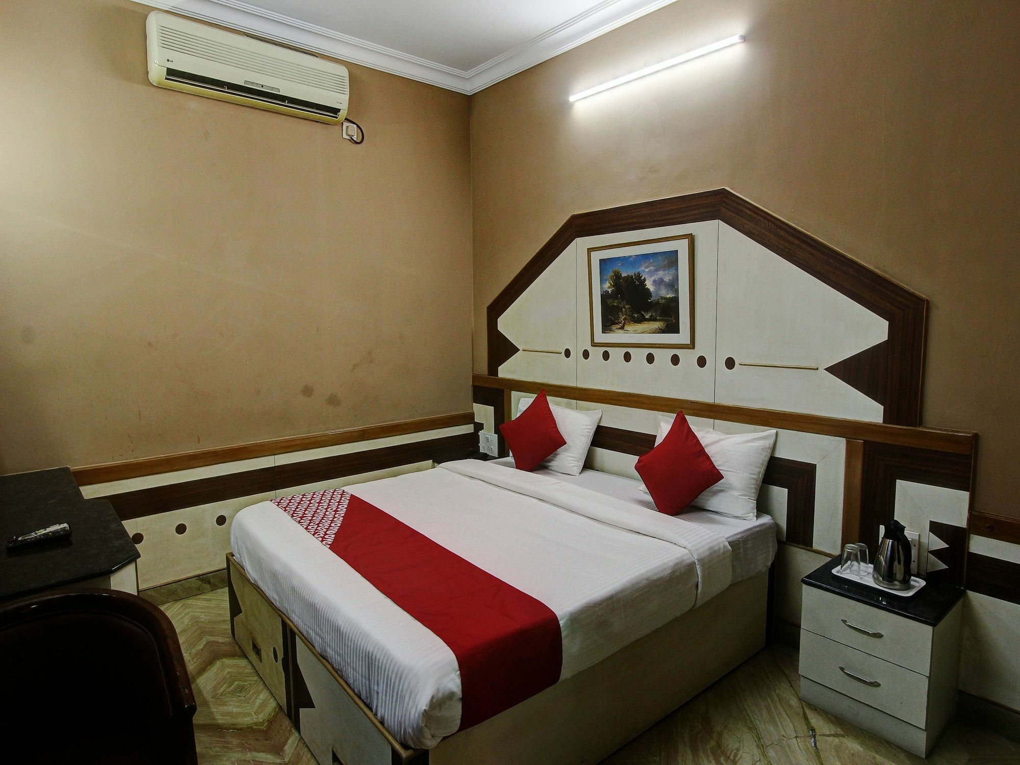 Hotel Vaccinated Staff - Collection O 13595 Vt Residency Bangalore Exterior foto